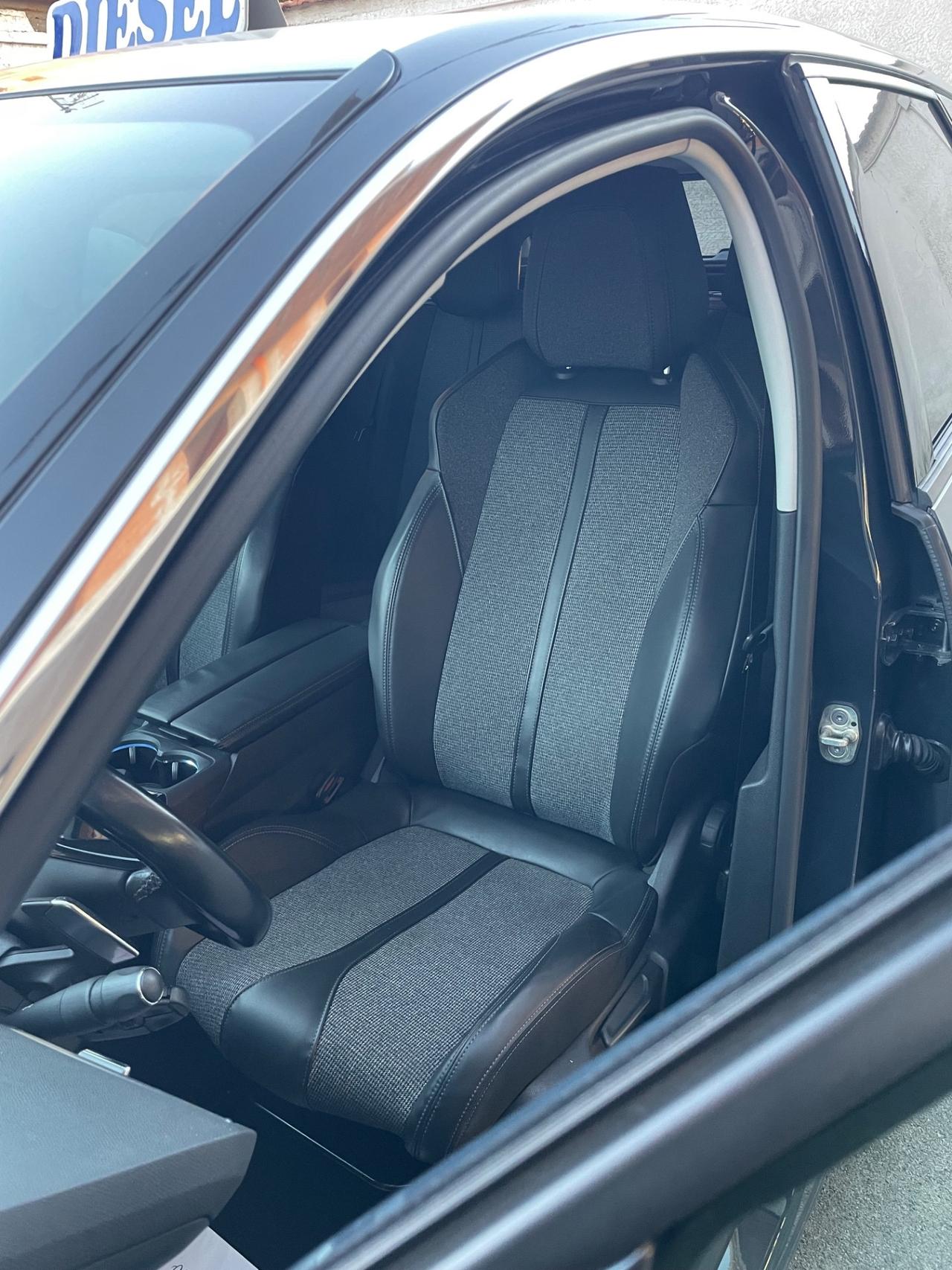 Peugeot 3008 BlueHDi 130 S&S EAT8 Allure Full dal nord Italia automatica