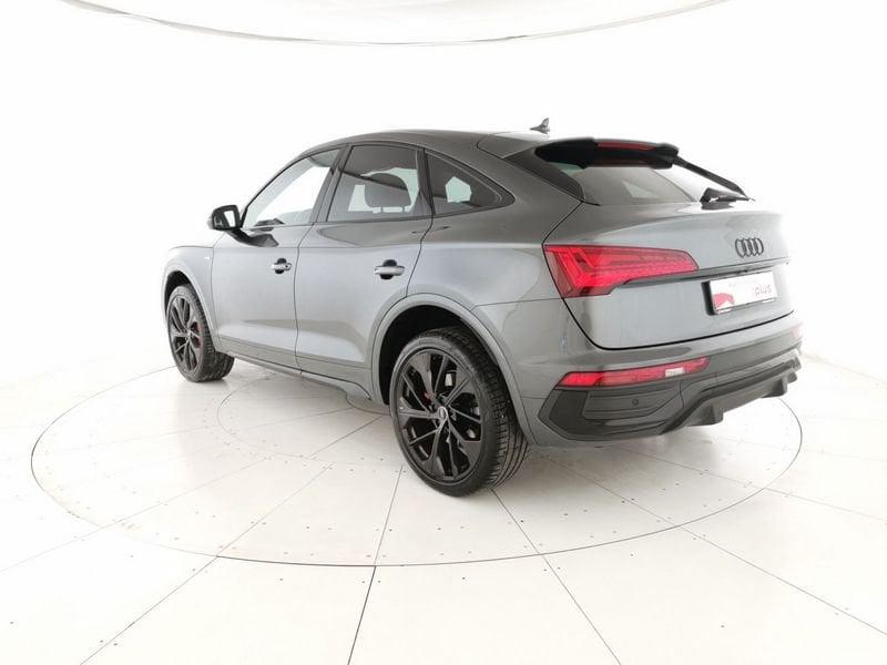 Audi Q5 Sportback 40 2.0 tdi mhev 12V Identity Black quattro s-tronic