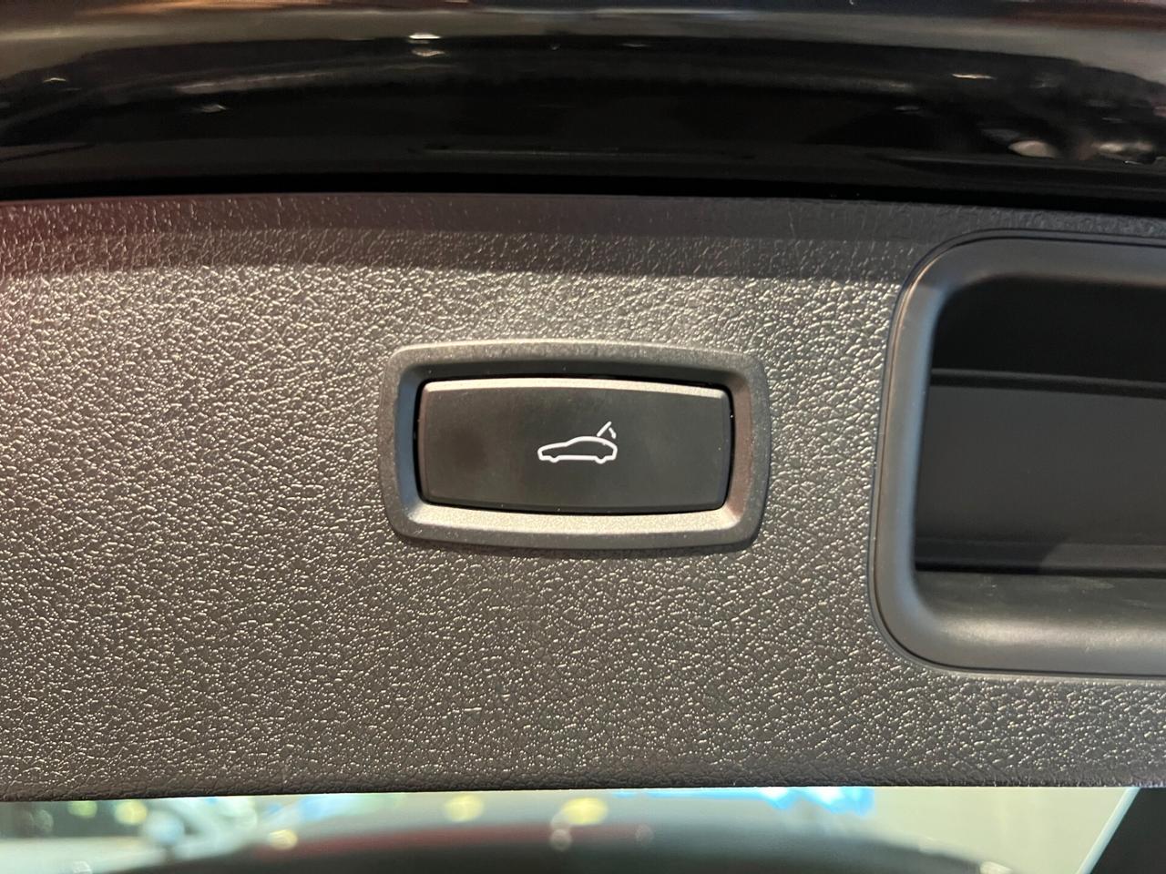 Porsche Macan 2.0 PASM PNEUMATICHE