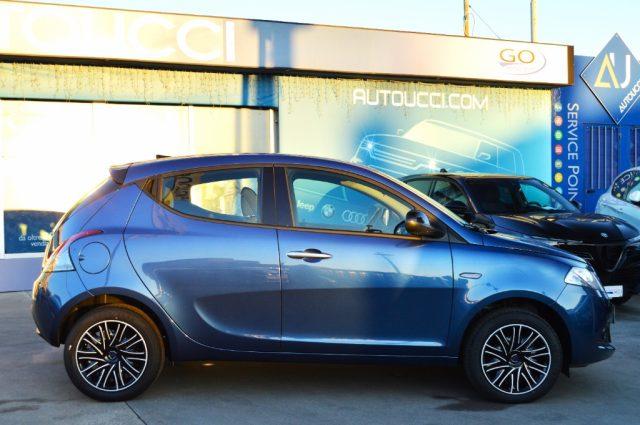 LANCIA Ypsilon 1.0 FireFly Hybrid Oro