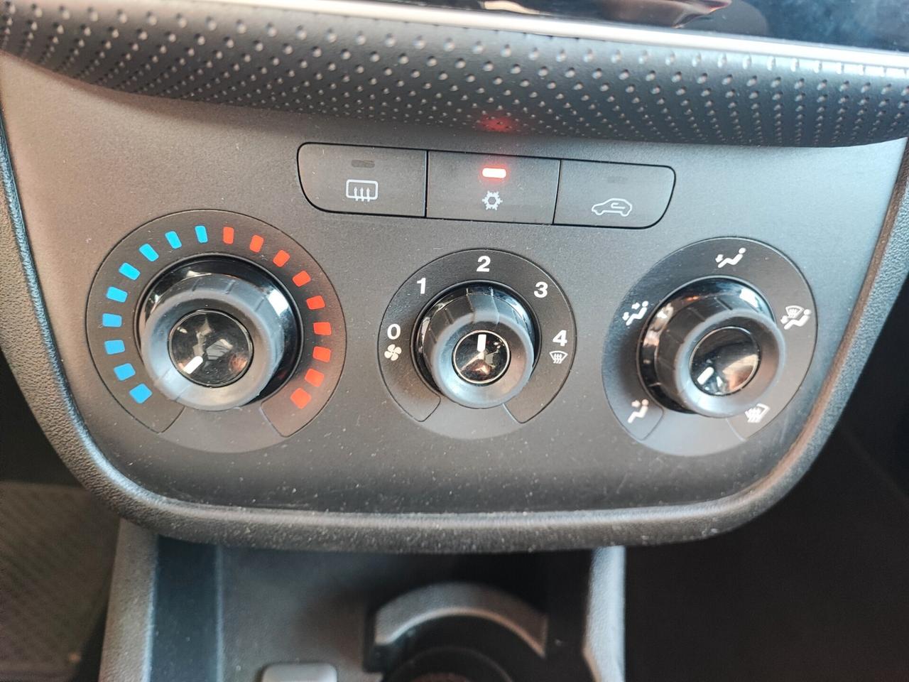 Fiat Punto Evo 1.4 5 porte Active GPL