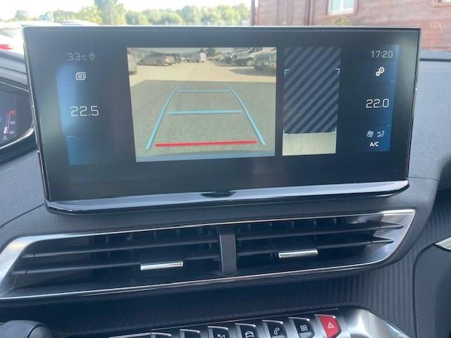 Peugeot 3008 BlueHDi 130 S&S EAT8 Active Business