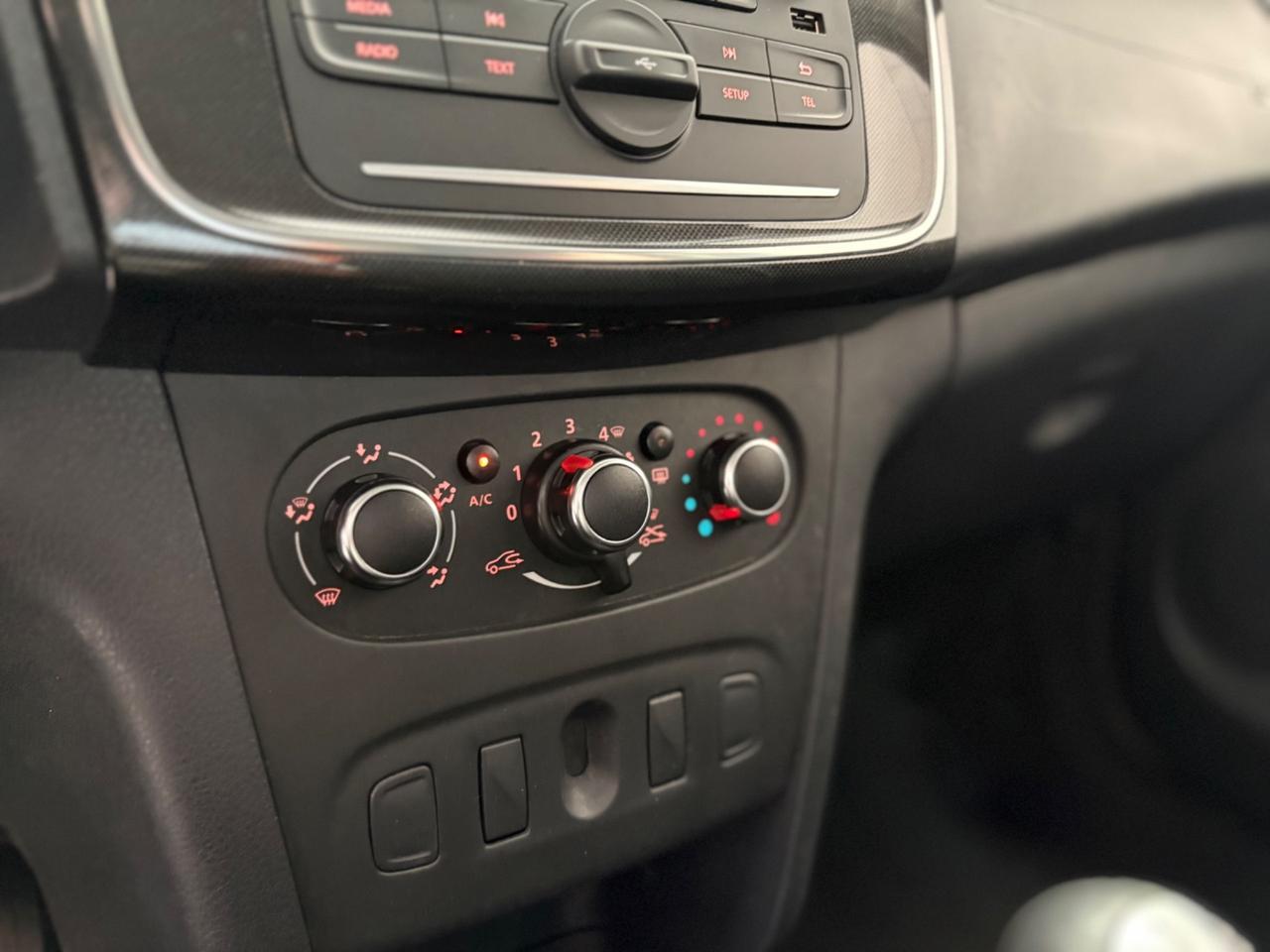 Dacia Sandero Streetway 1.0 SCe 75 CV S&S Comfort PERMUTE FINANZIAMENTI