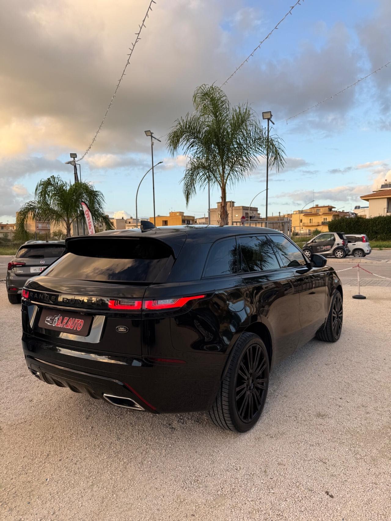 Land Rover Range Velar 2.0D I4 240 CV R-Dynamic