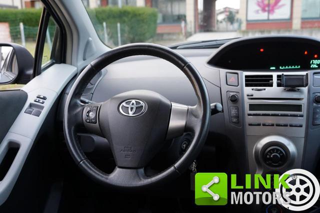 TOYOTA Yaris 1.0i VVT-i Benzina 69CV - 2009 - NEOPATENTATI