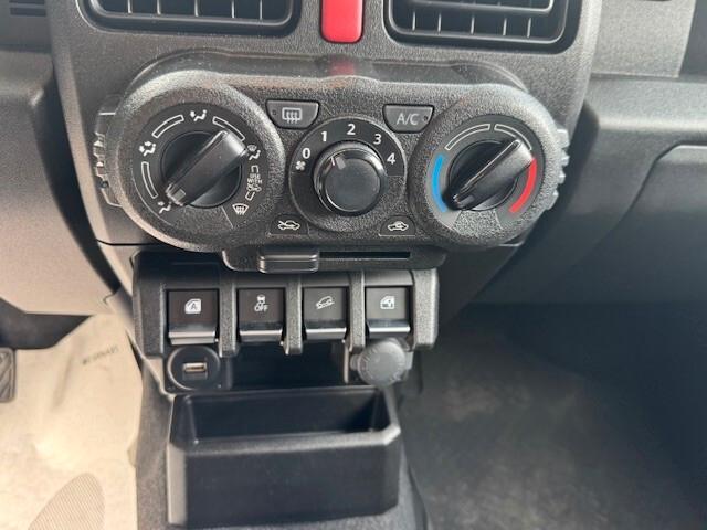 Suzuki Jimny 1.5 5MT PRO (N1)