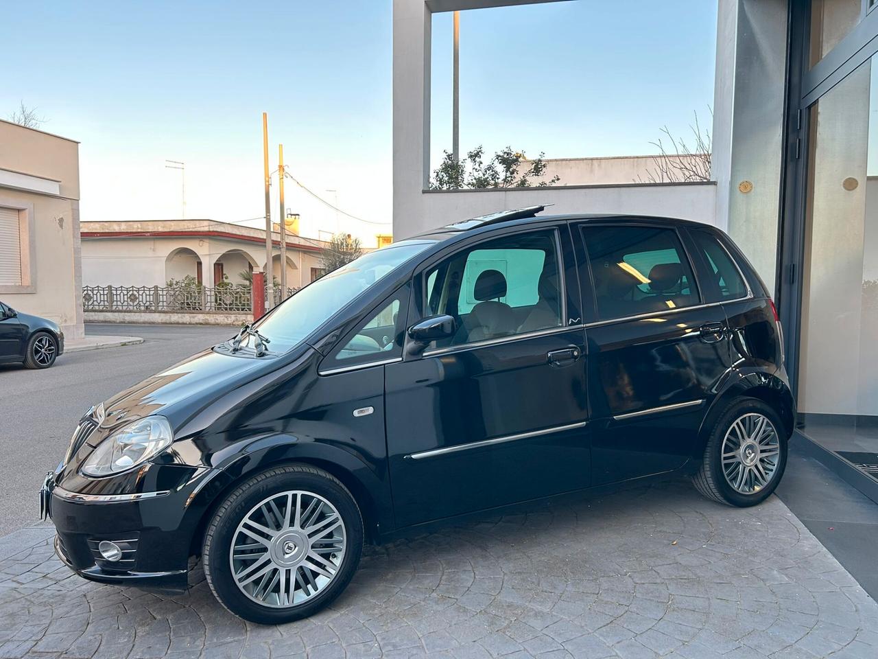 Lancia MUSA 1.3 MJ 90Cv EURO4 PLATINO TETTO-2010