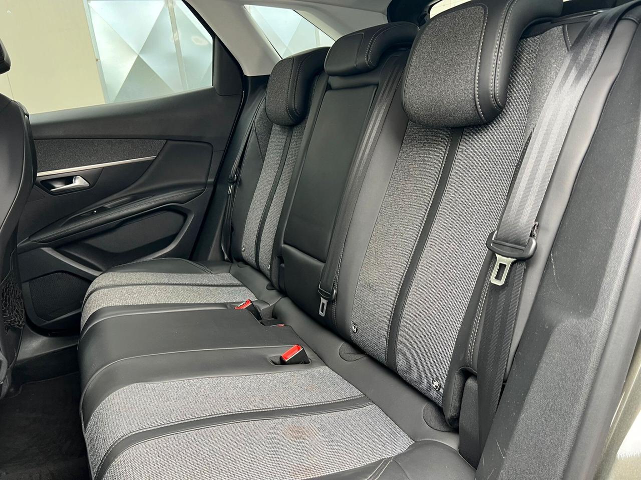 PEUGEOT 3008 BlueHDi 130CV 2018!!! ALLURE !!!