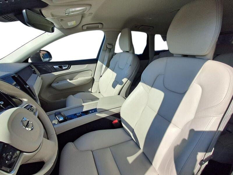 Volvo XC60 B4 197+14 CV AWD Automatica Mild Hybrid Diesel Plus Bright
