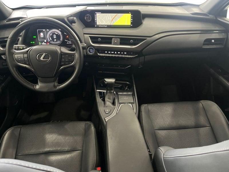 Lexus UX Hybrid Luxury