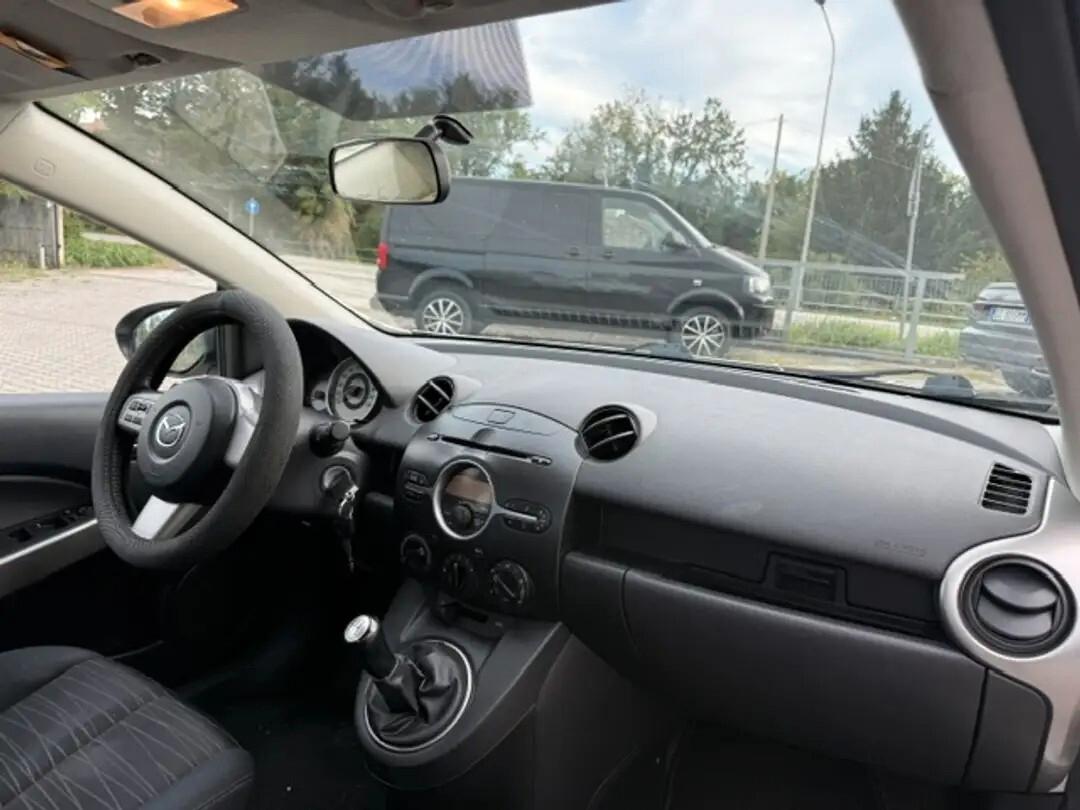 Mazda 2 Mazda2 1.3 16V 75CV 5p. Easy Clima