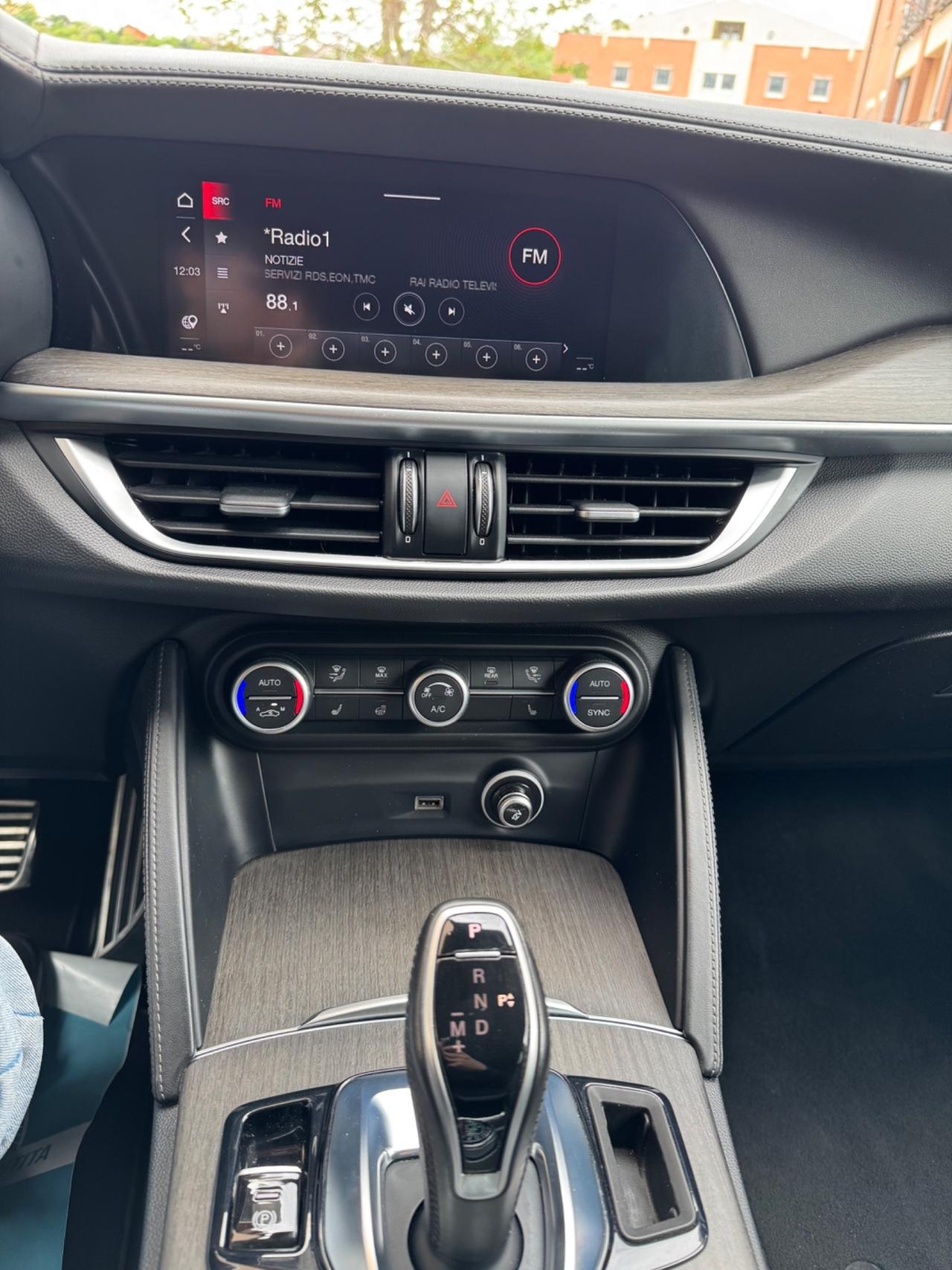 Alfa Romeo Stelvio 2.2 Turbodiesel 210 CV AT8 Q4 Veloce