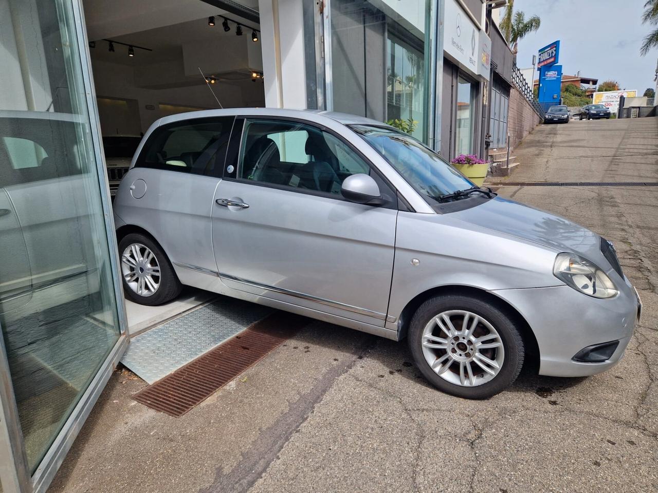 Lancia Ypsilon 1.4 Elle Ecochic GPL