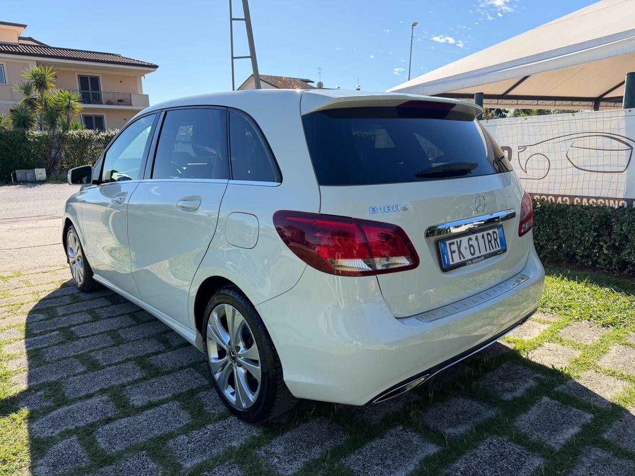 Mercedes B180 CDI SPORT-2017"PERFETTA"