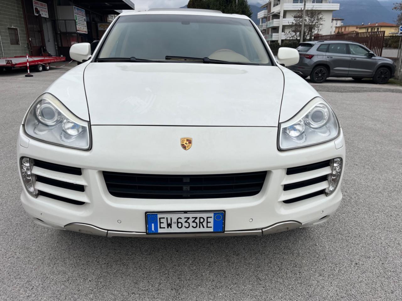 Porsche Cayenne 4.8 S