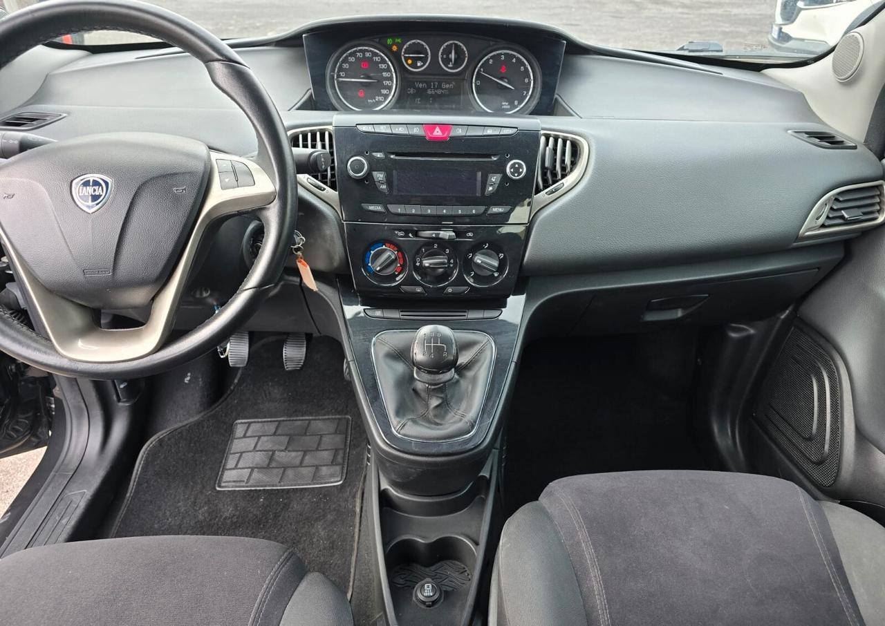 Lancia Ypsilon 1.2 69 CV 5 porte Elle