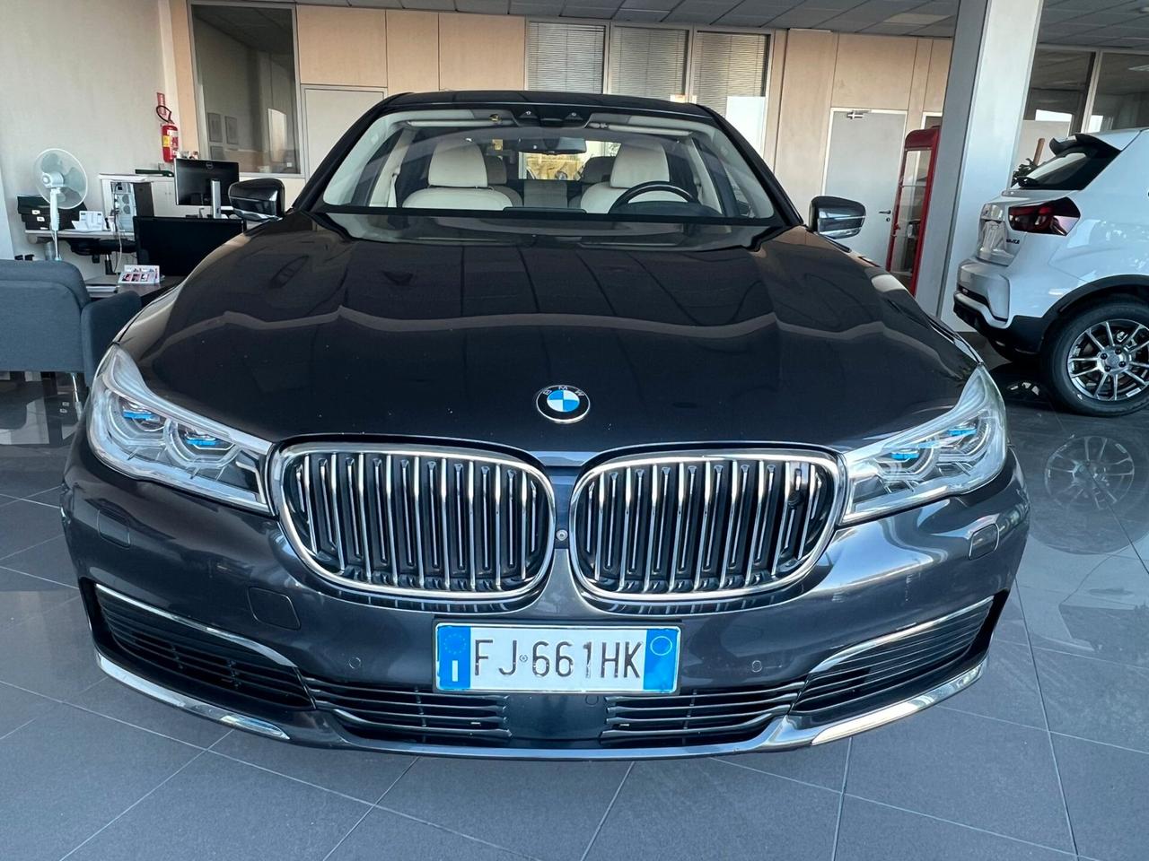 Bmw 750d xDrive Luxury