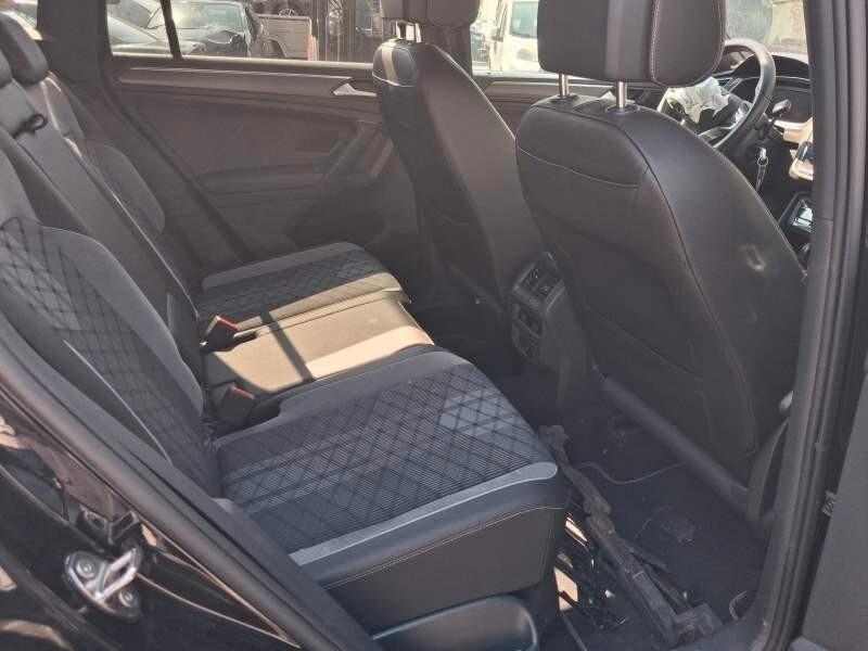 Volkswagen Tiguan 2.0 TDI 200 CV SCR DSG 4MOTION R-Line
