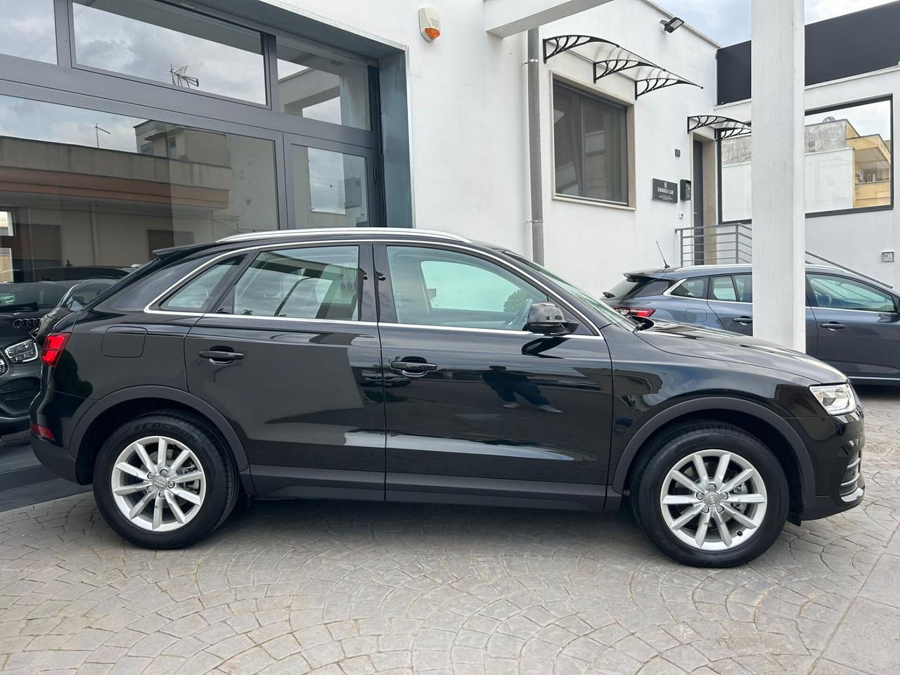 Audi Q3 2.0 TDI 120Cv NAVI/LED Km90.000-2016