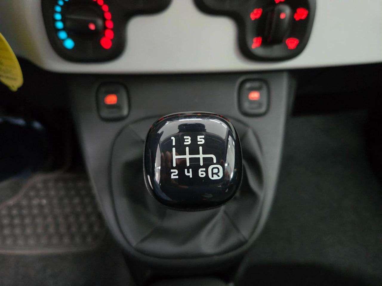 Fiat Panda 1.0 FireFly S&S Hybrid Pandina