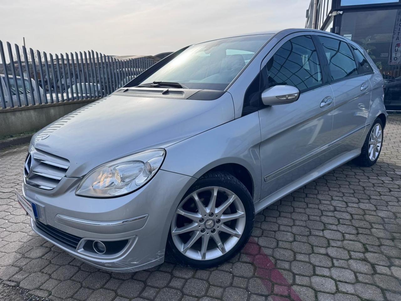 Mercedes-benz B 200 CDI Premium