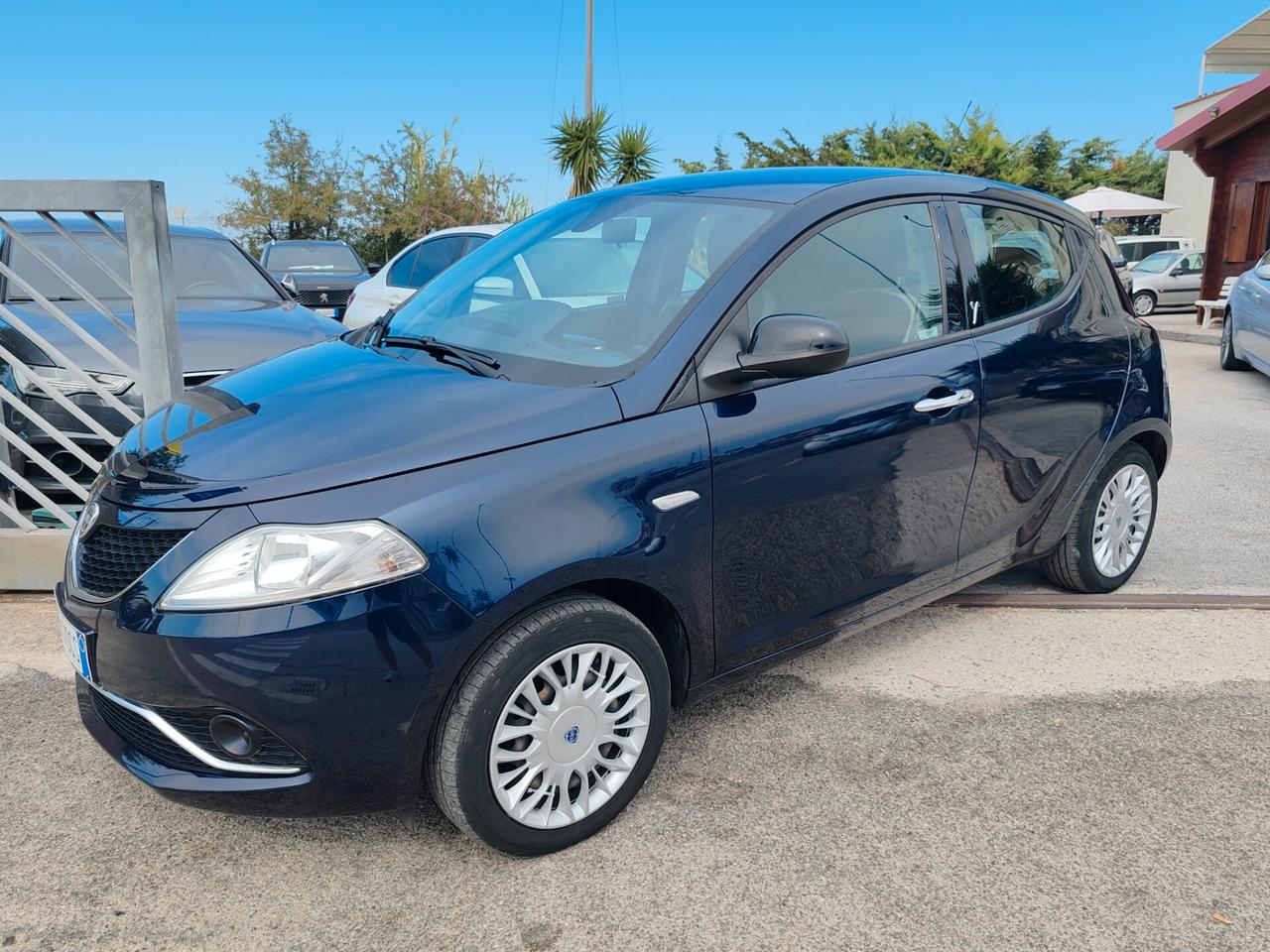 Lancia Ypsilon 1.3 MJT 16v S&S Gold