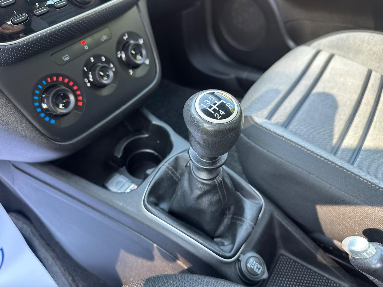 Fiat Punto Evo 1.4 3P Dynamic Natural Power