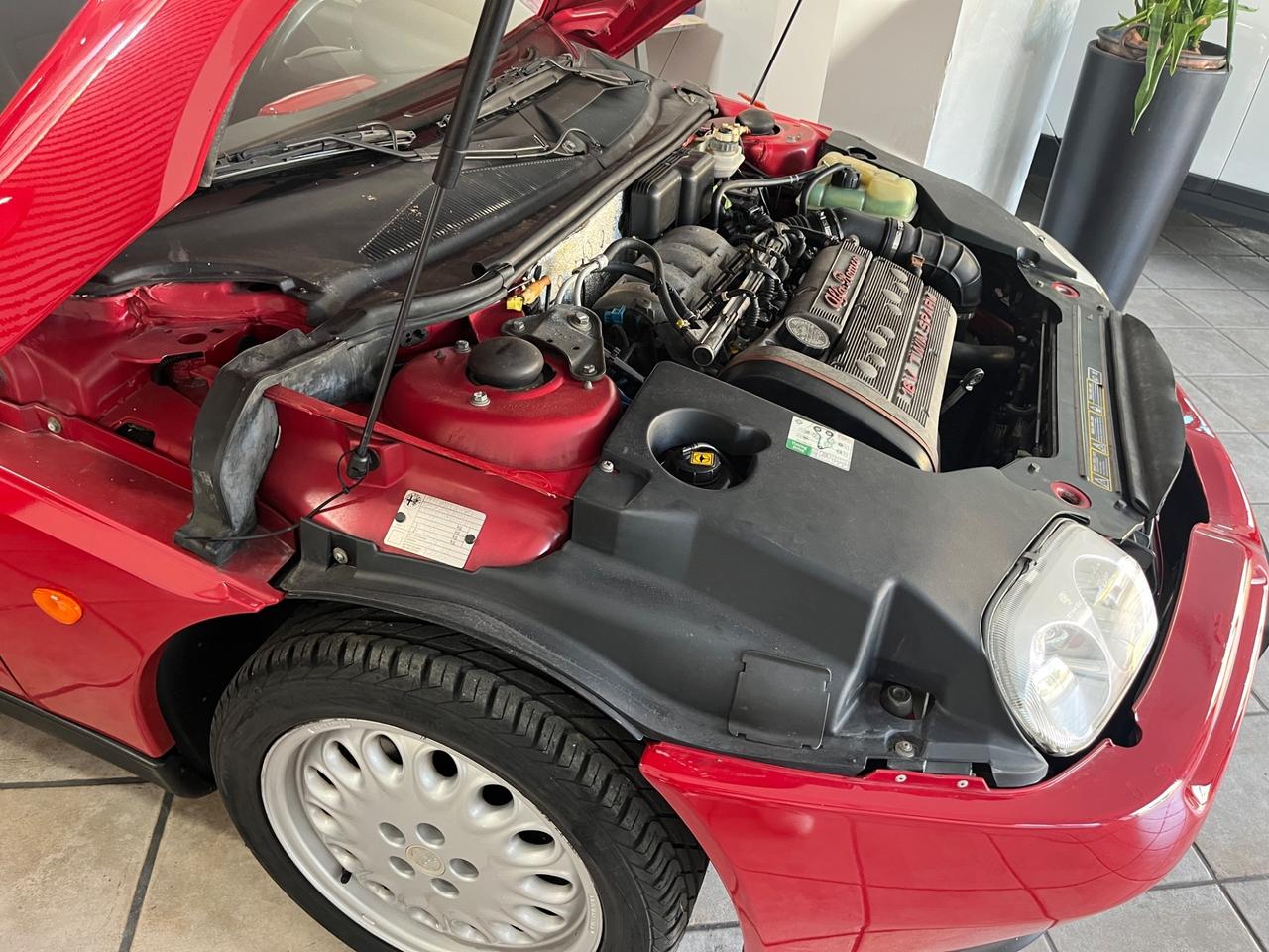 Alfa Romeo GTV 2.0i 16V Twin Spark cat