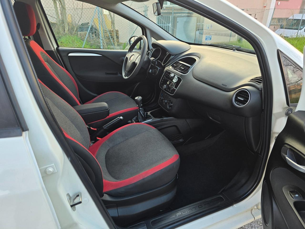 Fiat Punto 1.4 Natural Powver- Con GARANZIA - NEOPATENTATI