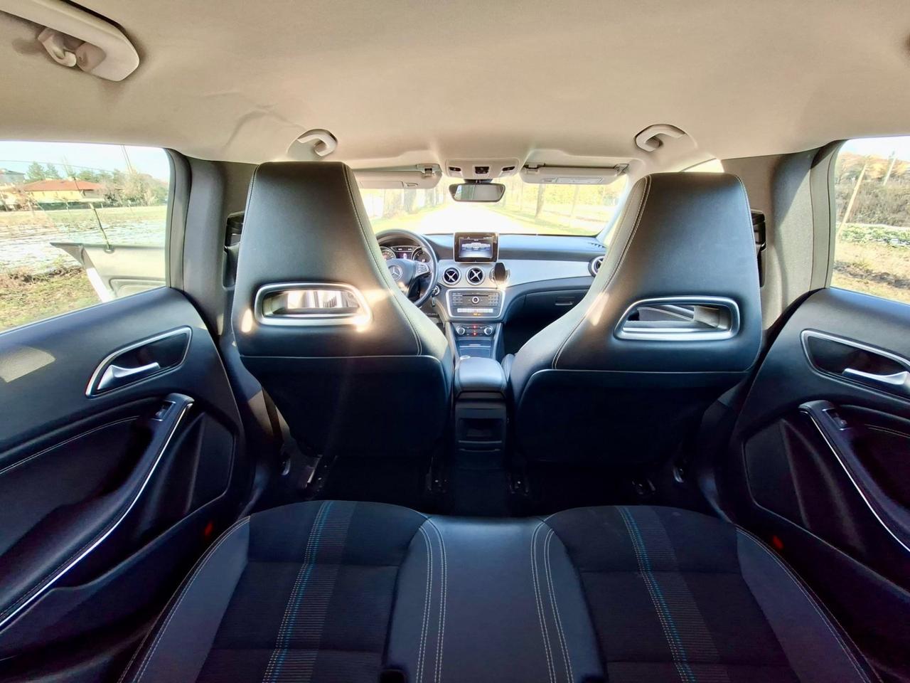 Mercedes CLA 180 d S.W. Aut. PREMIUM euro 6b