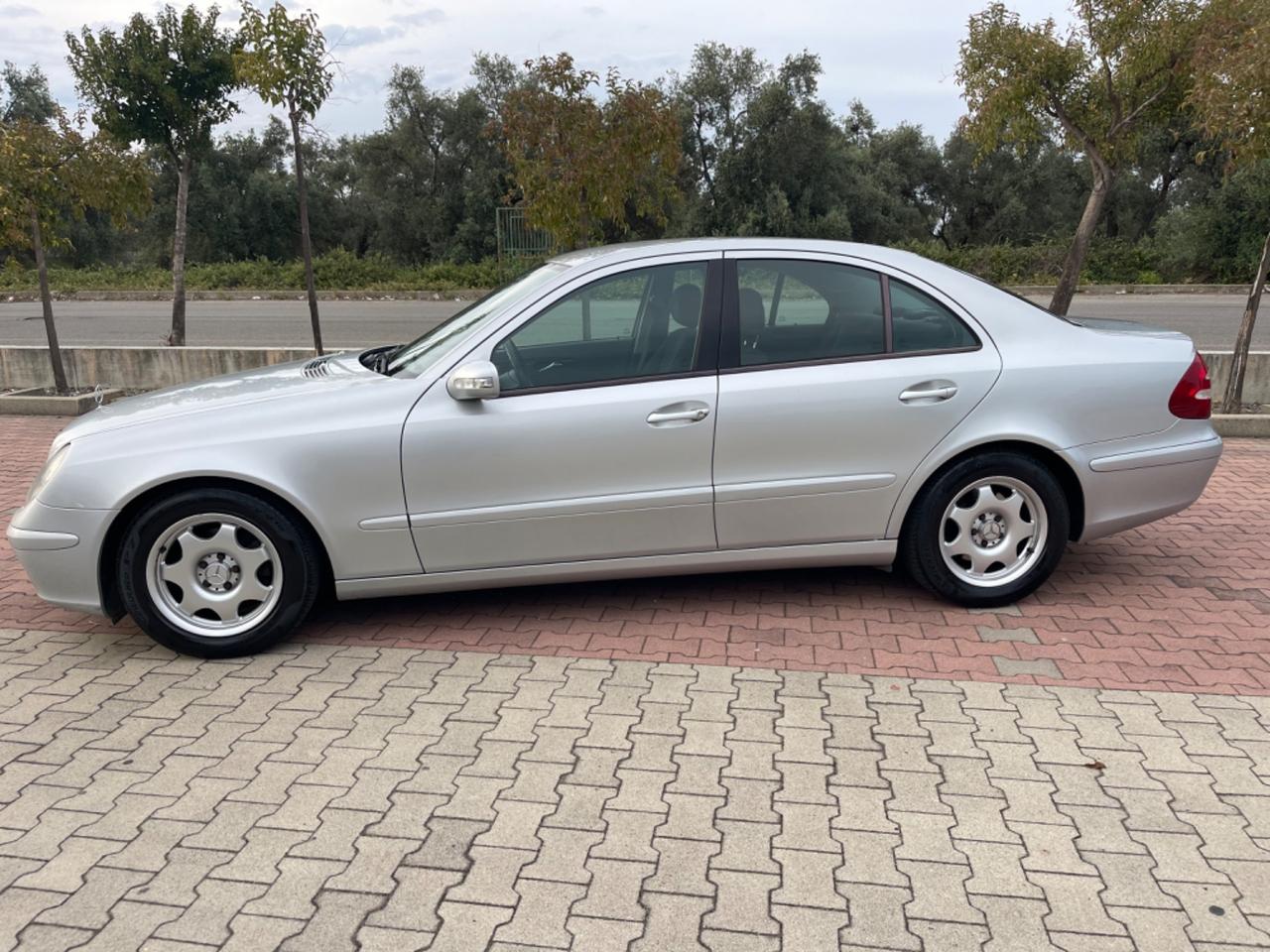 Mercedes-benz E 220 CDI cat Classic