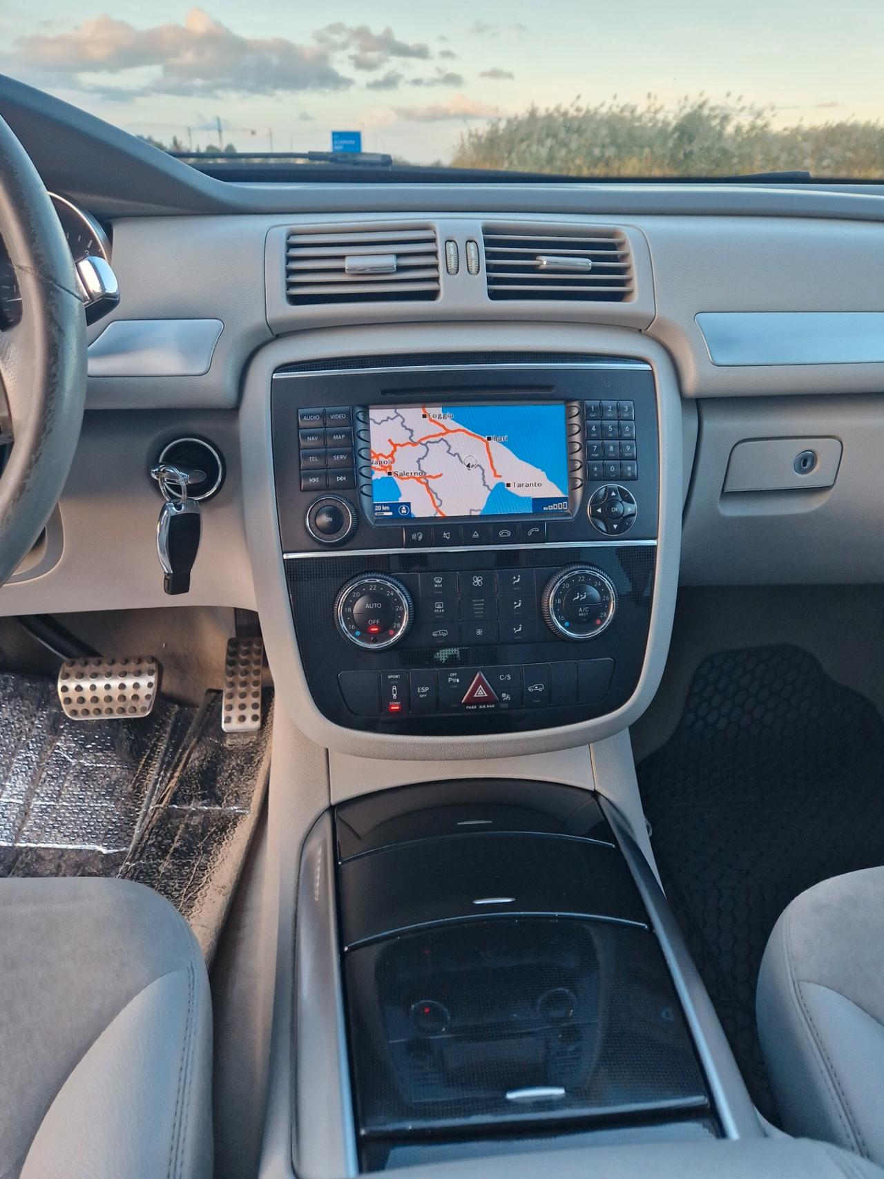 Mercedes-benz R 320 CDI cat 4Matic Sport