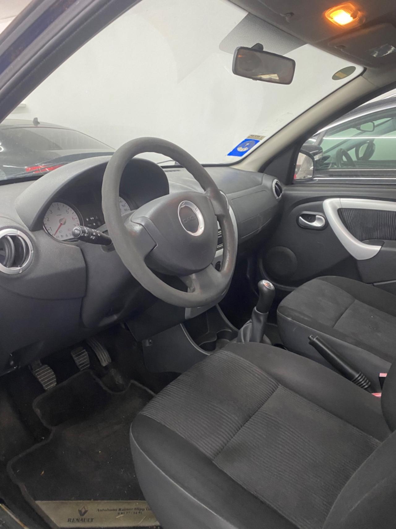 Dacia Sandero 1.5 dCi 70CV 5P GANCIO TRAINO