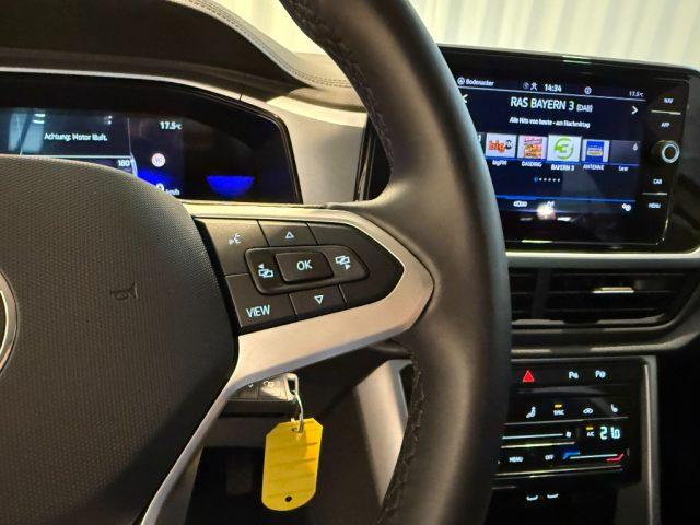 VOLKSWAGEN T-Roc 1.5 TSI DSG Life GANCIO Navi DAB+ Parks Assist LED