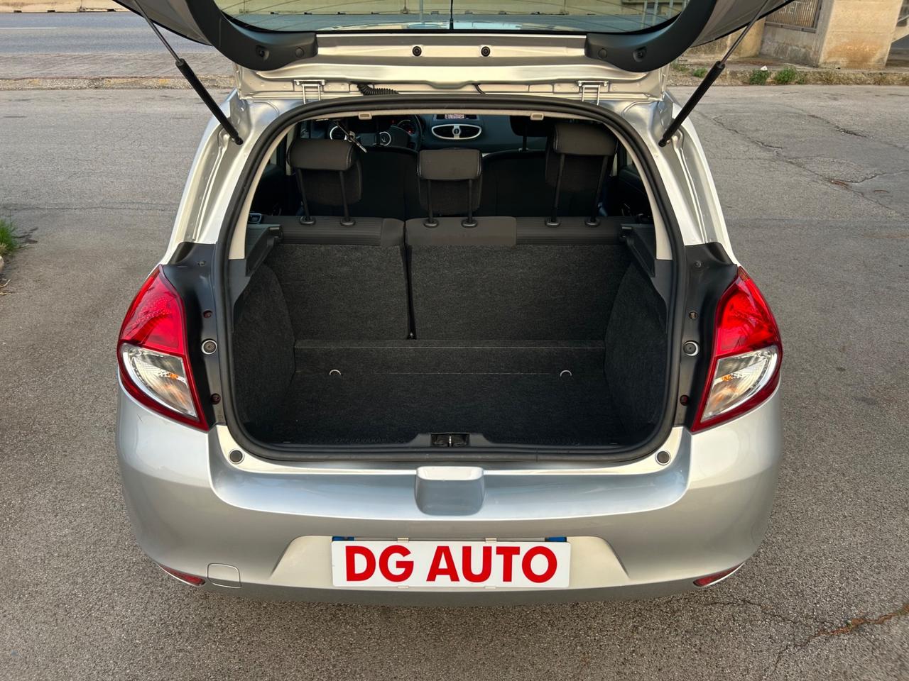 Renault Clio 1.5 dCi 75 cv 2012 navigatore