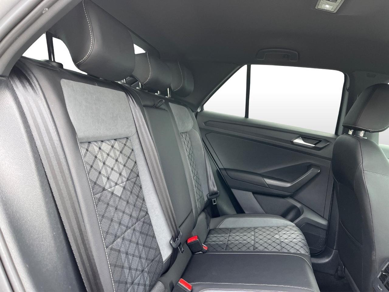 Volkswagen T-Roc 1.0 tsi r-line 110cv