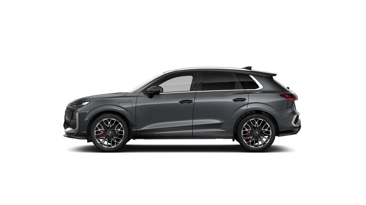 AUDI Audi Q3 SUV Business e-hybrid 200 kW S tronic