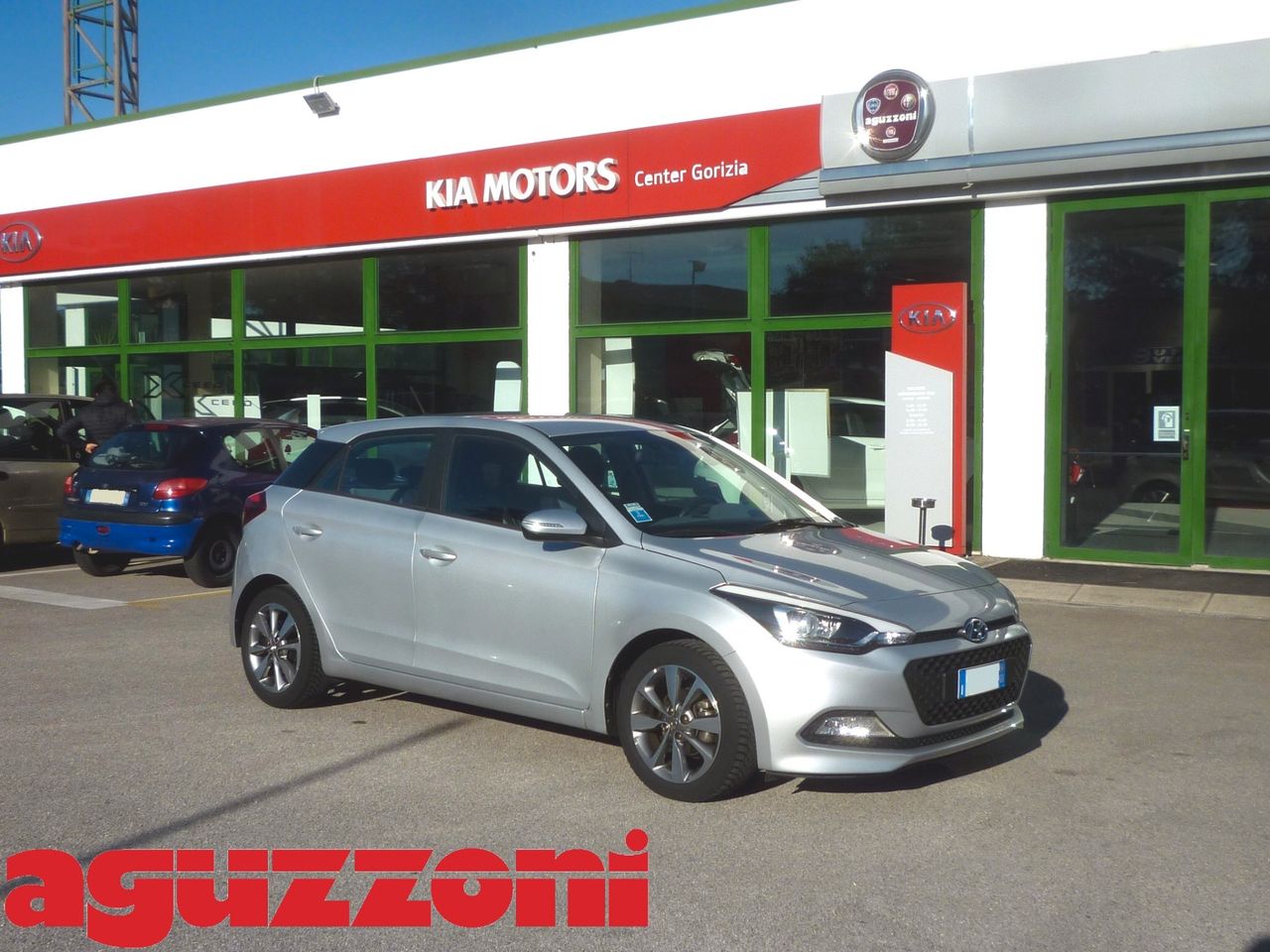 HYUNDAI i20 5P 1.2 84 CV Classic ARGENTO 2015