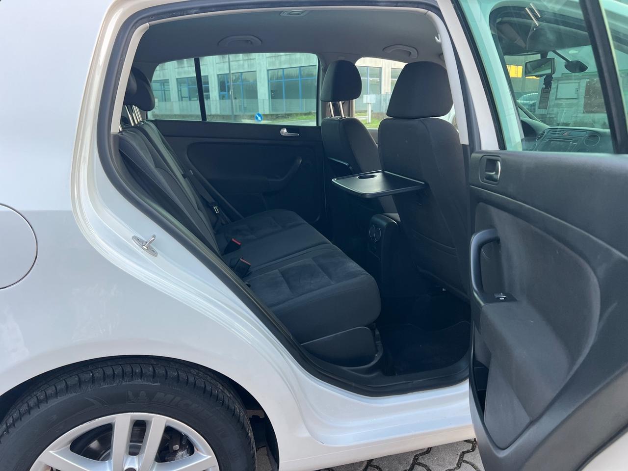 Volkswagen Golf Plus 1.6 TDI DPF DSG 5p. Highline