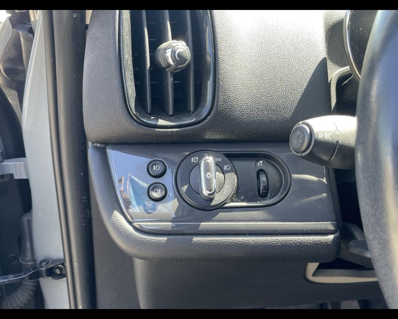MINI Mini Countrym.(F60) - Mini 1.5 Cooper Business Countryman Automatica