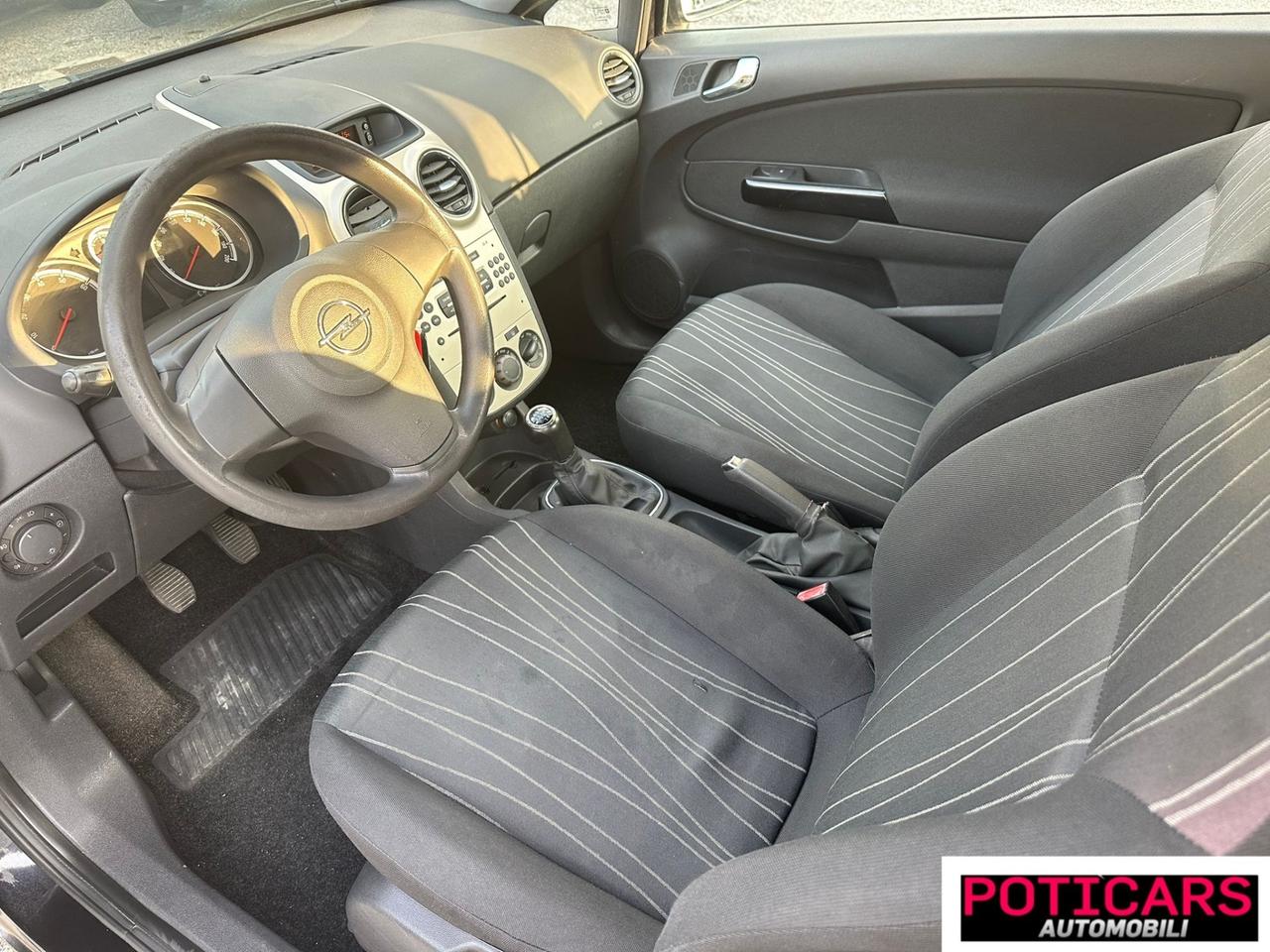 Opel Corsa 1.2 3 porte Easytronic Enjoy