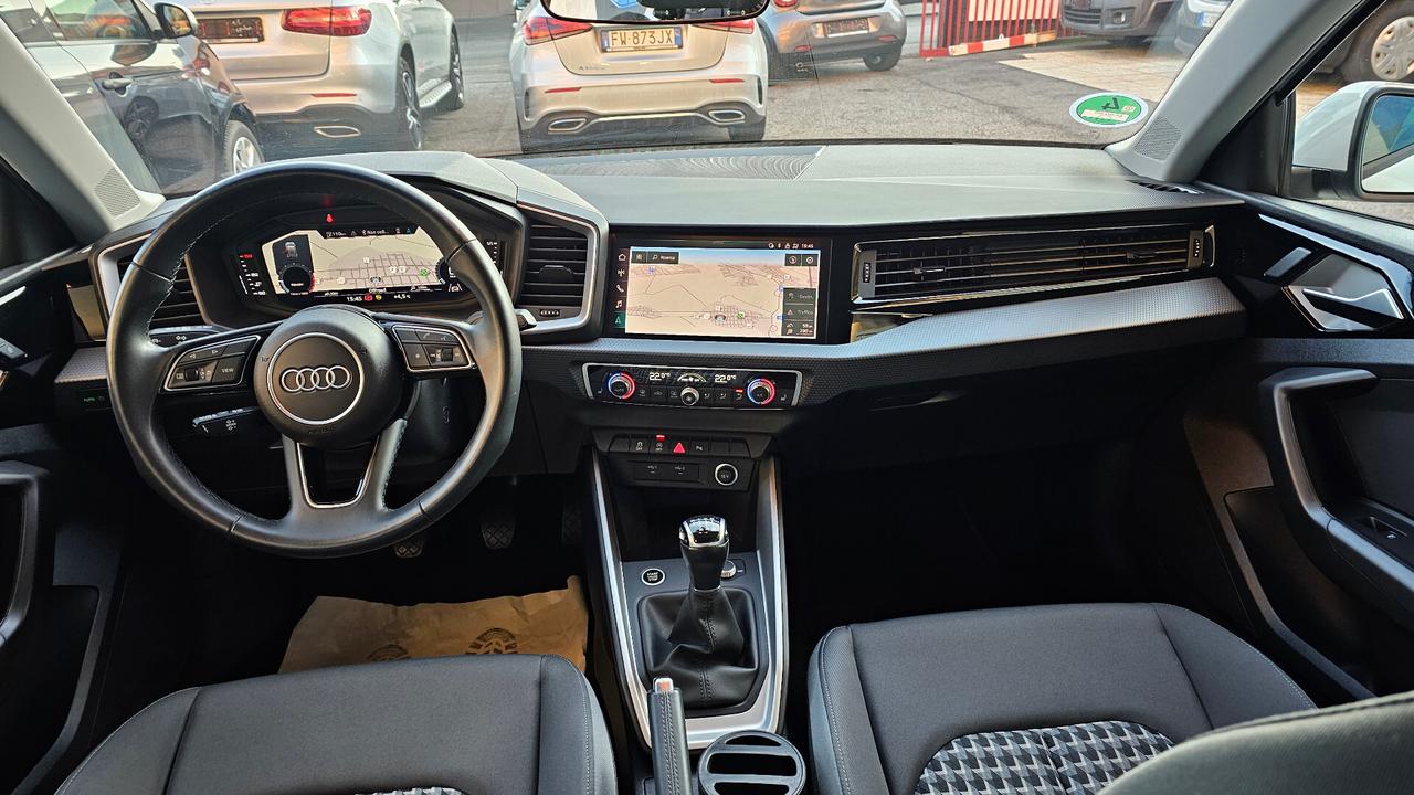 AUDI A1 SPB 30 TFSI S line INTERNO+ESTERNO LED NAV TAGL UFF