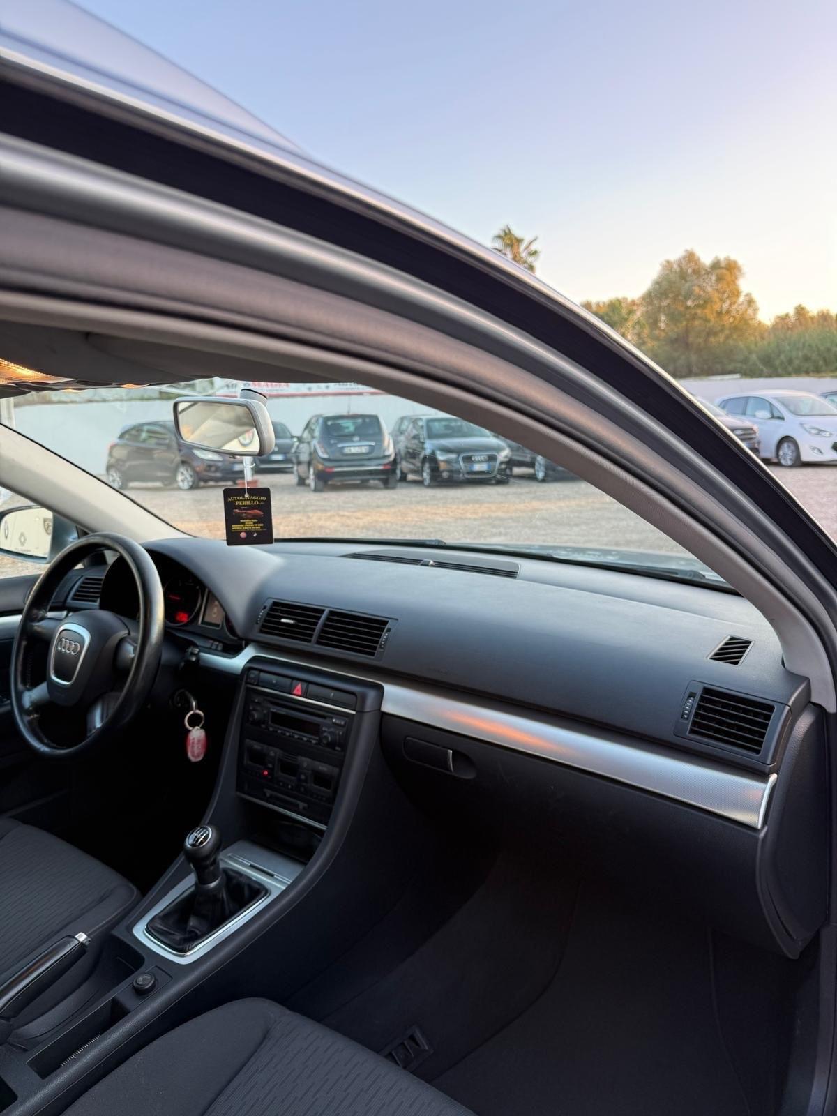 Audi A4 2.0 16V TDI Sport