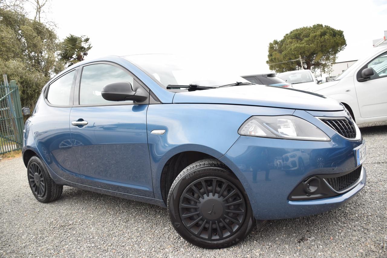 Lancia Ypsilon ALBERTA FERRETTI 1.0 HYBRID FireFly 5 posti CLIMA LED BT NEOPATENTATI