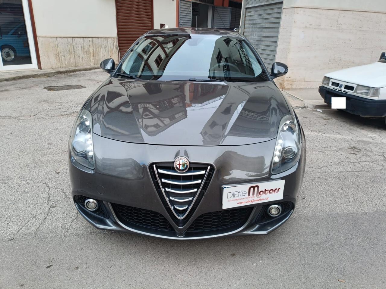 Alfa Romeo Giulietta 1.6 JTDm-2 105 CV Distinctive