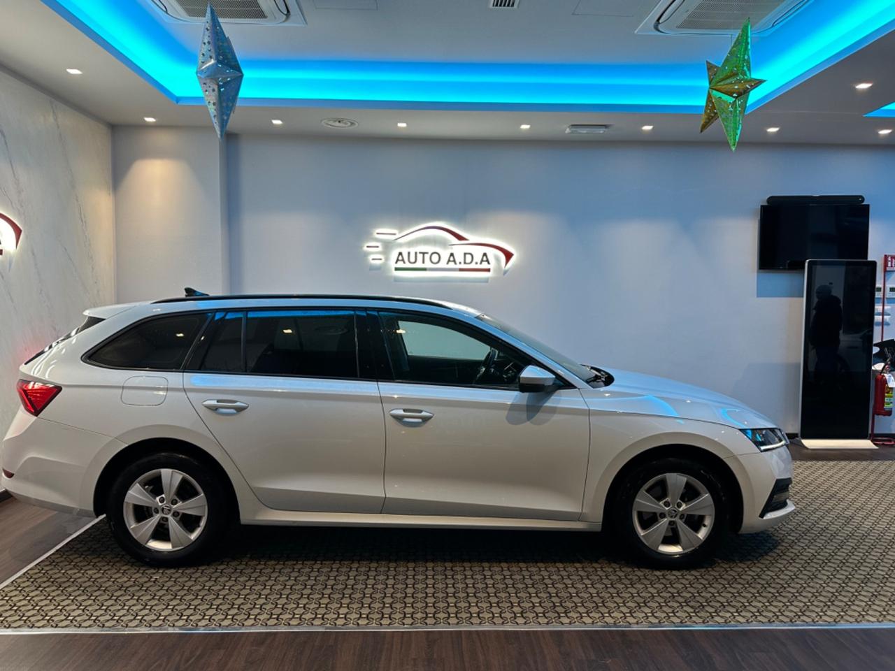 Skoda Octavia 2.0 TDI EVO SCR DSG Wagon Sportline