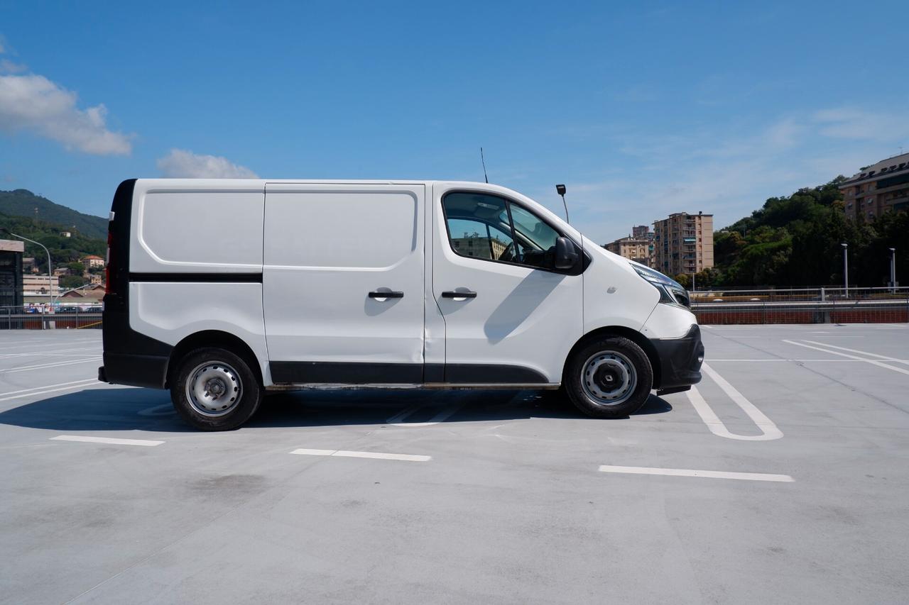 Renault TRAFIC T27 2.0 dci 145cv PC-TN Furgone Energy Ice