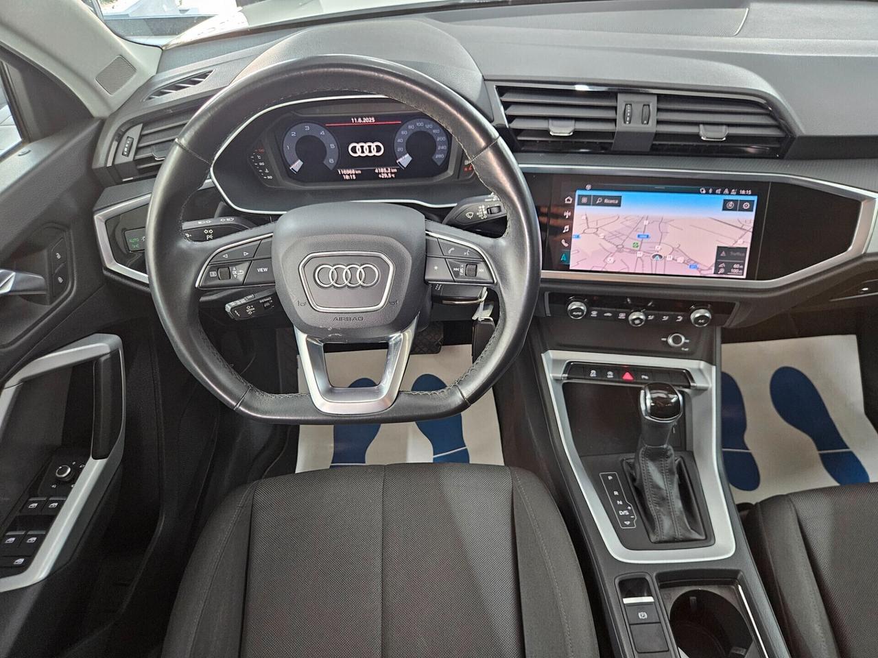 Audi Q3 35 2.0 tdi Business quattro s-tronic