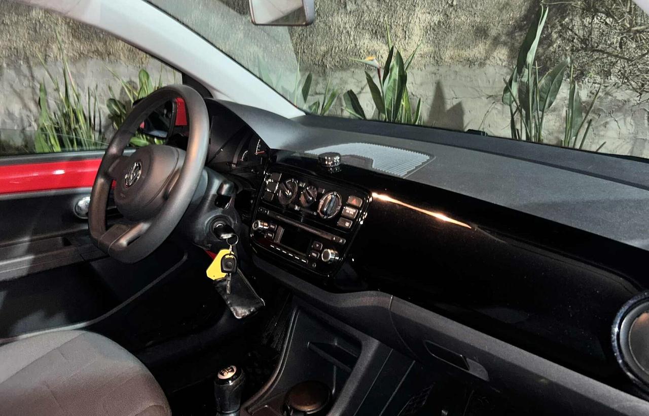 VOLKSWAGEN UP! 2014 1.0 5PORTE FULL