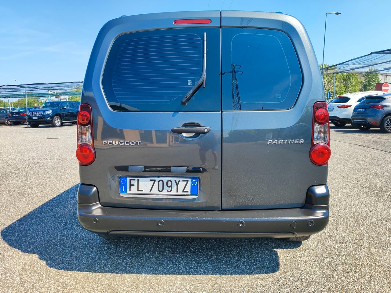 Peugeot Partner 1.6 bluehdi Euro 6 - Autom. - 3 posti